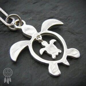 Adorable Sea Turtle With Baby Necklace Sterling Silver Great Gift For New Moms!